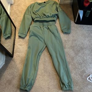 Cropped Jogging Two Piece